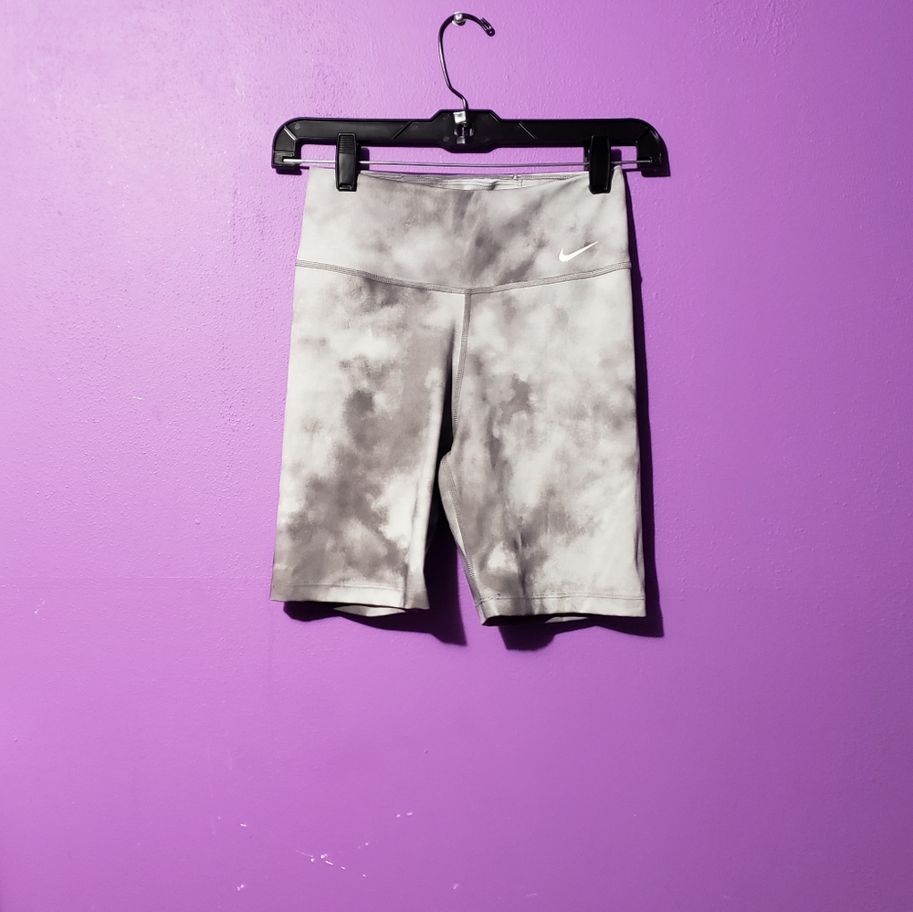 Nike One 7" Iconclash Core Tight size small